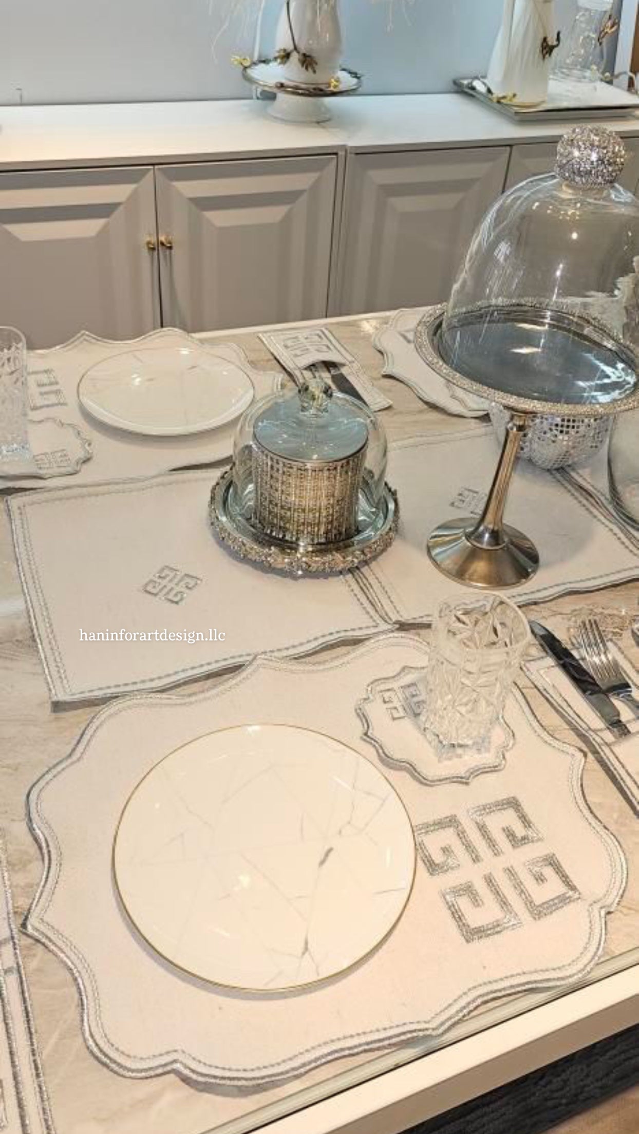 Silver Givenchy-Tableware set