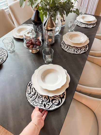 "Mubarak Alikom Alshahr" half moon