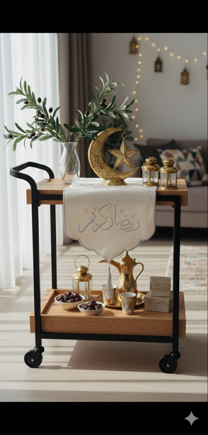 welcoming runner "Ramadan kareem"