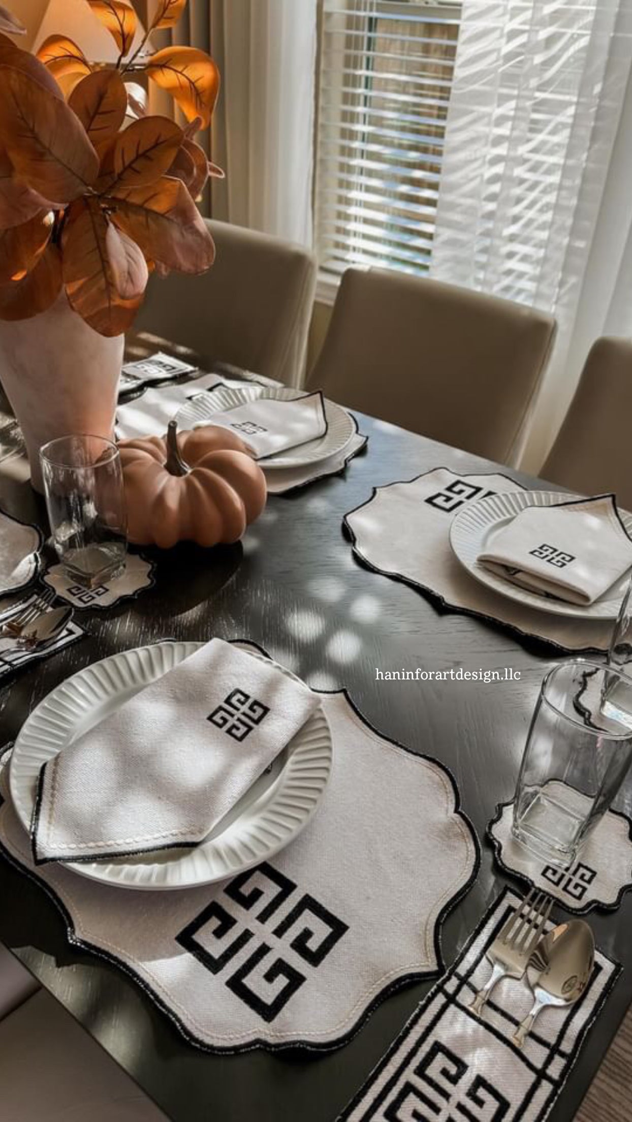 Black Givenchy-Tableware set